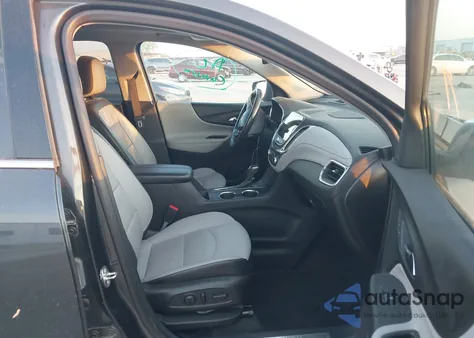 2019 Chevrolet Equinox Premier z USA, uszkodzony, nr VIN 3GNAXPEX2KS535929